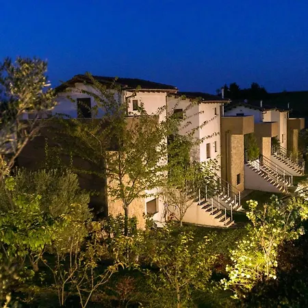 Ng Sani Villas *