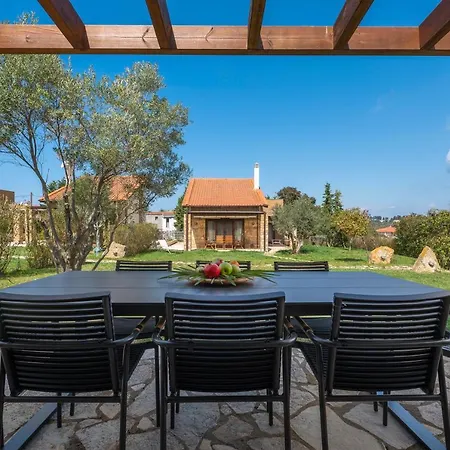 Ng Sani Villas *